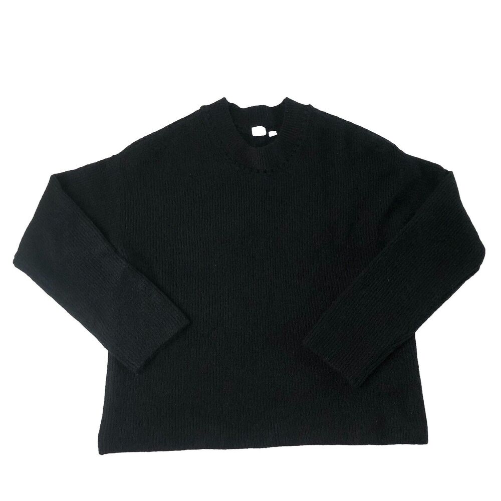 Gap Women’s Black Sweater Size  Small